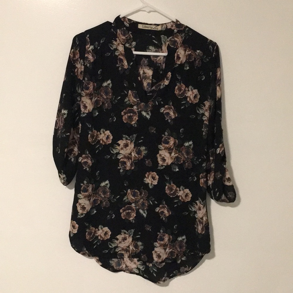 Flower patterned half-button down - Picture 7 of 7